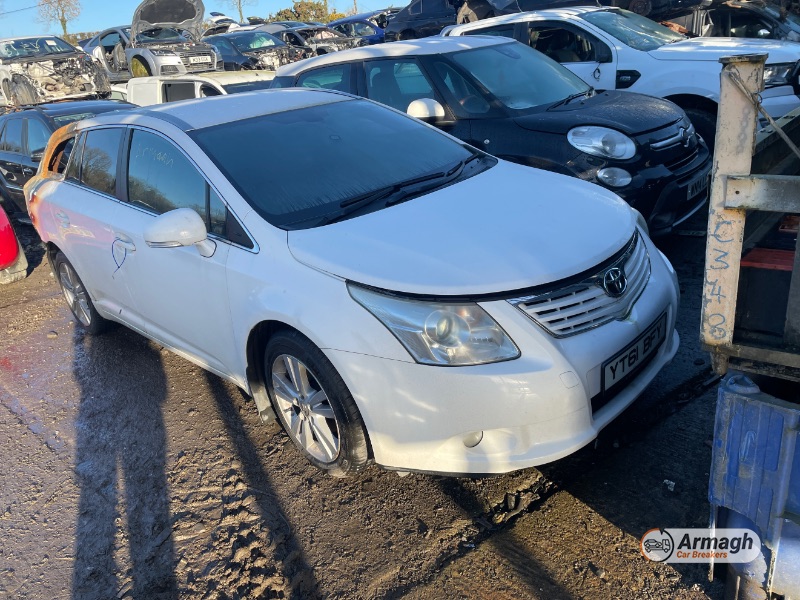 2011 TOYOTA AVENSIS T4 D-4D for breaking