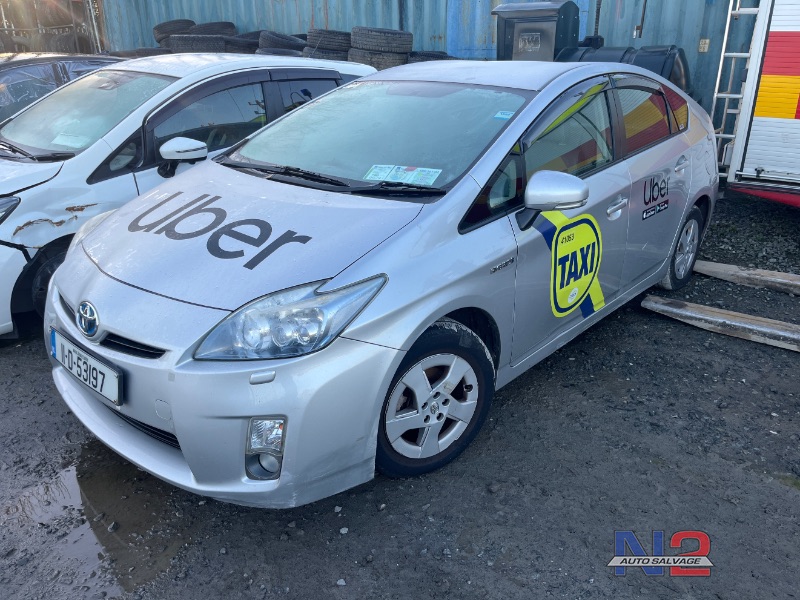 2011 TOYOTA PRIUS ZVW30 5DR AUTO for breaking