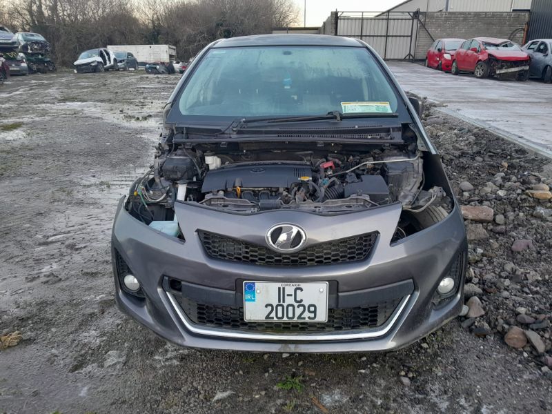 2011 TOYOTA VITZ DBA-NCP131 5DR for breaking