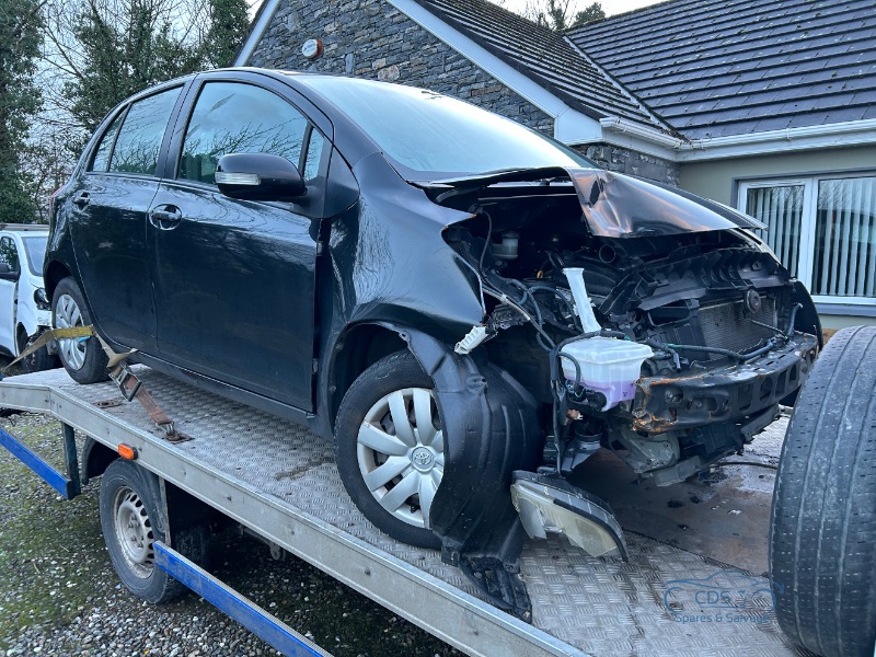 2011 TOYOTA VITZ KSP90 CVT 5DR AUTO for breaking