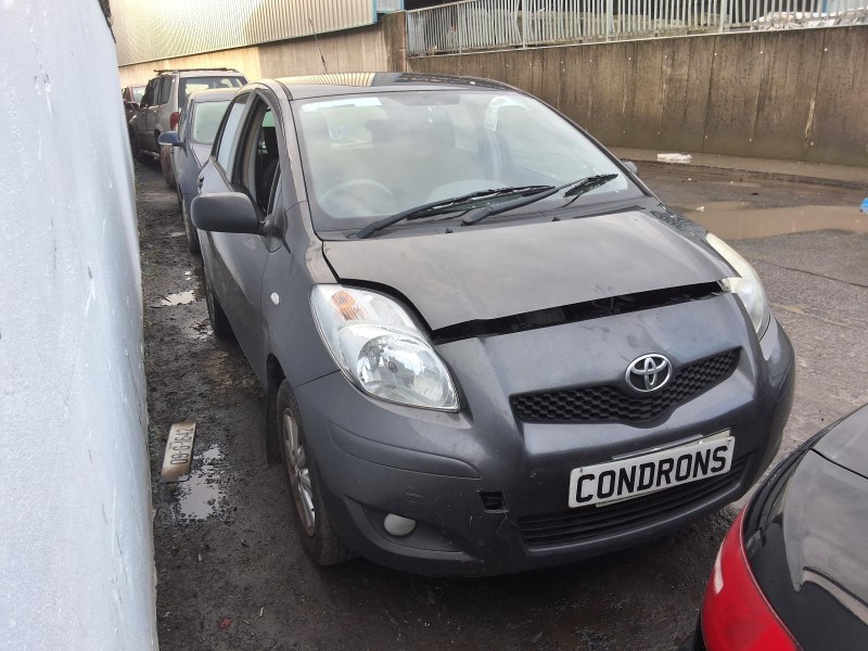 2011 TOYOTA YARIS 1.0 SPORT 5DR for breaking
