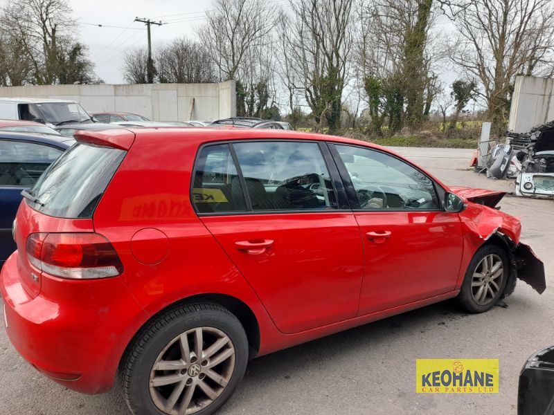 2011 VOLKSWAGEN GOLF HIGHLINE 1.6 TDI MANUAL 5SPEED 105BHP 5DR for breaking