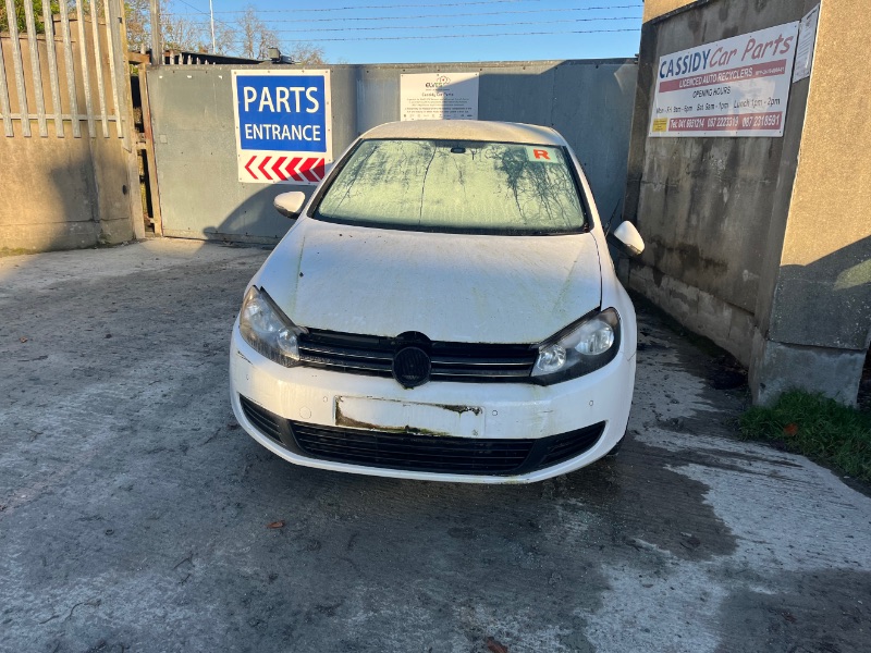 2011 VOLKSWAGEN GOLF MATCH TDI for breaking