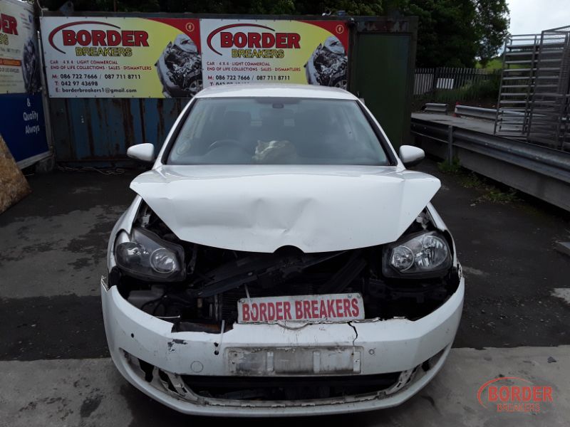 2011 VOLKSWAGEN GOLF MATCH TSI for breaking