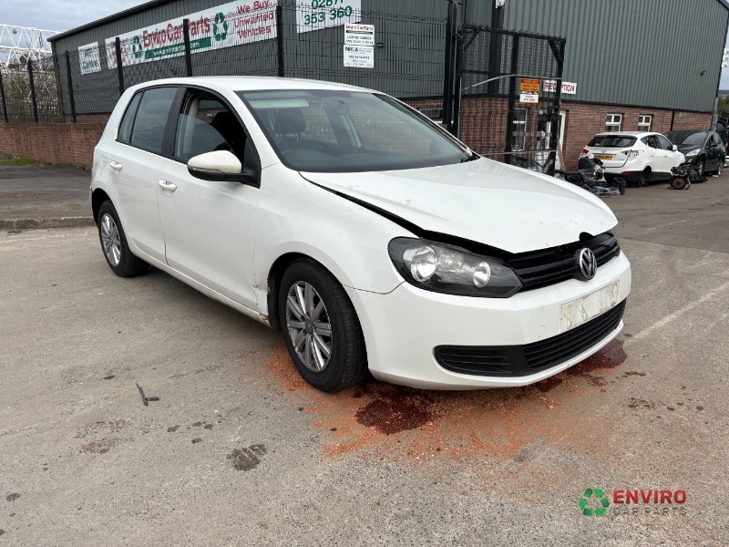 2011 VOLKSWAGEN GOLF S TDI for breaking