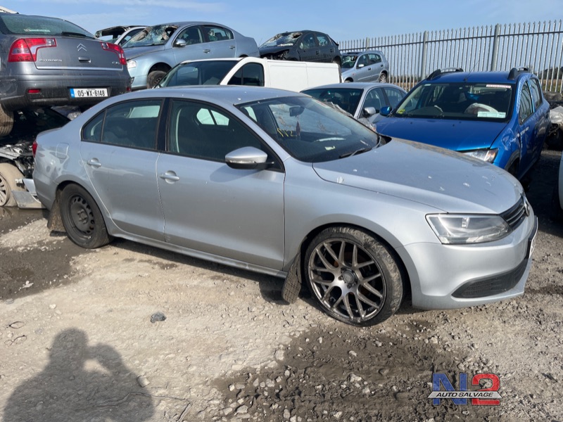 2011 VOLKSWAGEN JETTA SE BLUEMOTION TECHNOLOGY TDI for breaking