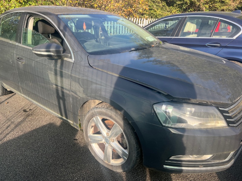 2011 VOLKSWAGEN PASSAT 1.6 TDI SE BLUEMOTION T TECH 105PS 4DR for breaking