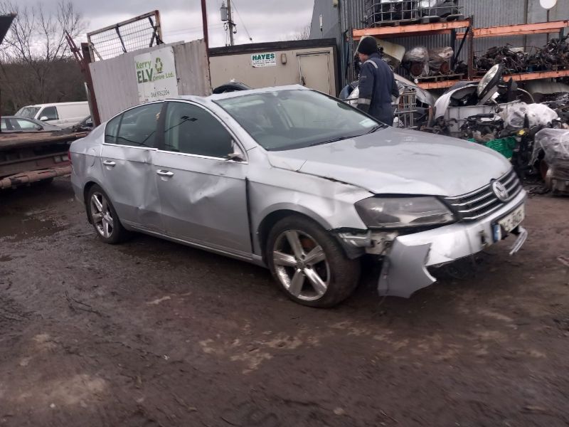 2011 VOLKSWAGEN PASSAT 1.6 TDI SE T 105PS 4DR BLUEMOTION TECHNOLOGY for breaking