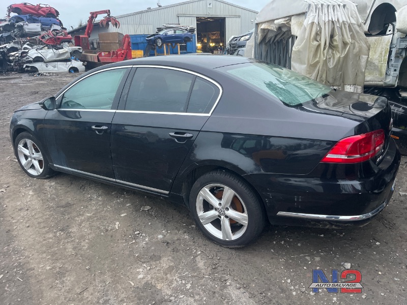2011 VOLKSWAGEN PASSAT 2.0 TDI SE BLUEMOTION T TECH 140PS 4DR for breaking