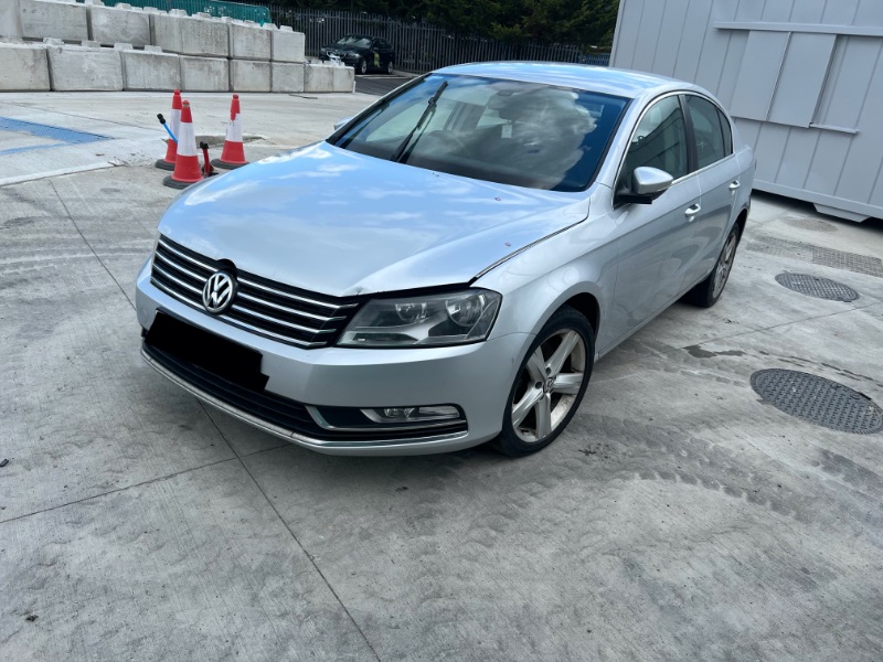 2011 VOLKSWAGEN PASSAT SE BLUEMOTION TECHNOLOGY TDI for breaking