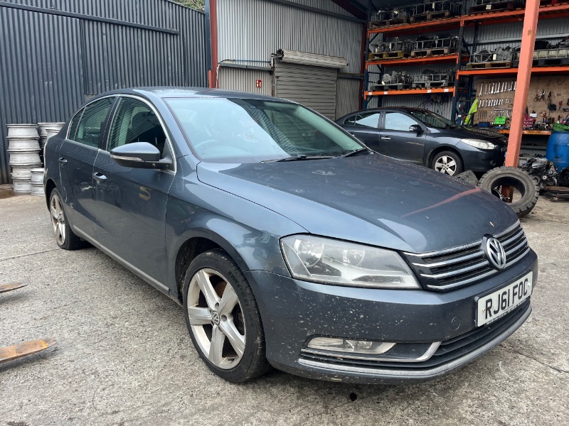 2011 VOLKSWAGEN PASSAT SE TDI BLUEMOTION TECHNOLOGY for breaking