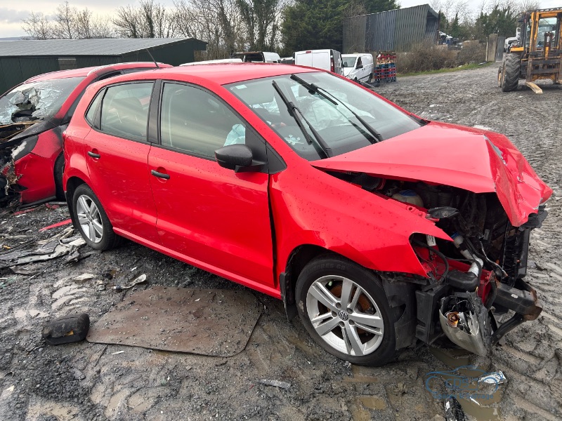 2011 VOLKSWAGEN POLO S 60 for breaking