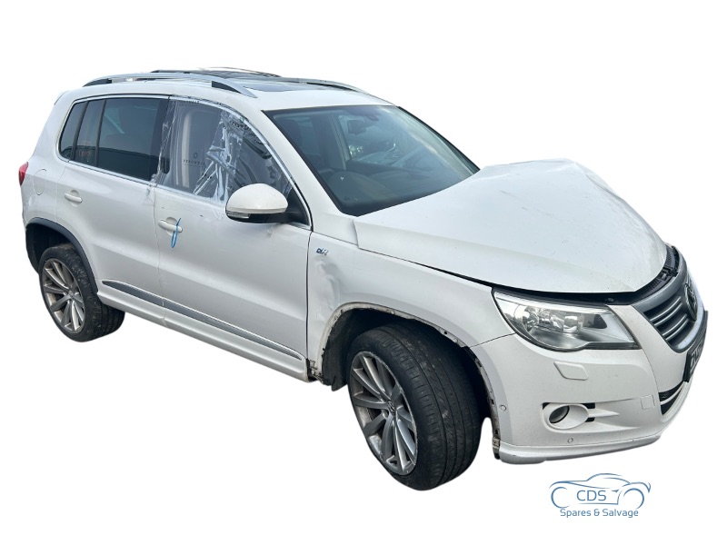 2011 VOLKSWAGEN TIGUAN R LINE TDI 4MOT A for breaking