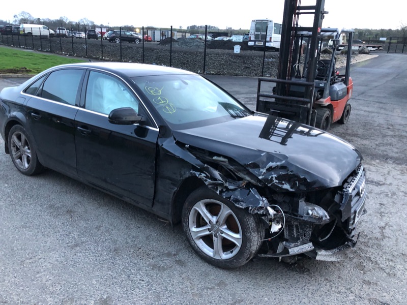 2012 AUDI A4 TECHNIK TDI for breaking