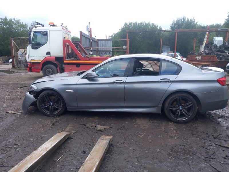2012 BMW 5 SERIES 520D M SPORT AUTO for breaking