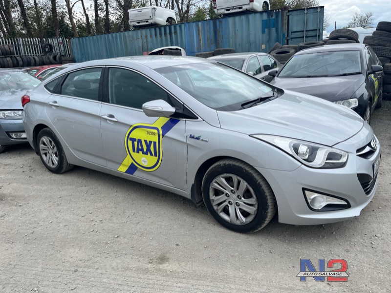 2012 HYUNDAI I40 COMFORT 4DR for breaking