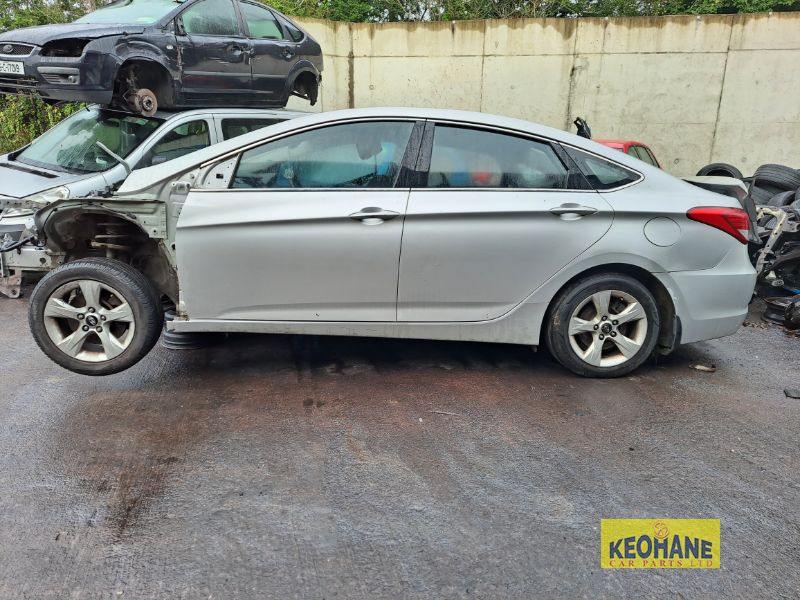 2012 HYUNDAI I40 EXECUTIVE 4DR for breaking