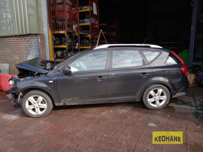 2012 KIA CEED CEE'D 2 ECODYN 5DR for breaking
