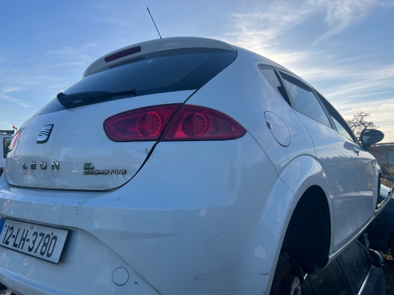 2012 SEAT/CUPRA LEON 1.6 TDI CR ECOMOTIVE S CO COPA 5DR for breaking