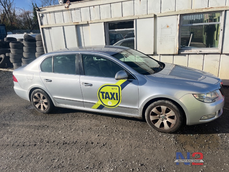 2012 SKODA SUPERB AMBITION 1.6 TDI 105BHP 4DR for breaking