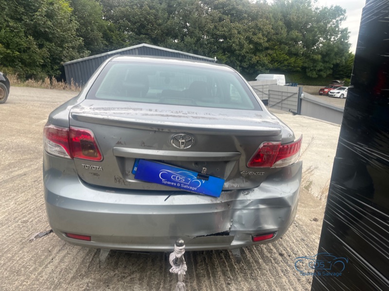 2012 TOYOTA AVENSIS 2.0 D-4D AURA DPF 4DR for breaking