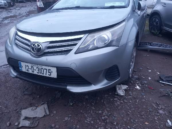2012 TOYOTA AVENSIS 2.0 D-4D TERRA 4DR for breaking