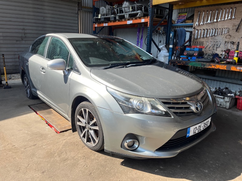 2012 TOYOTA AVENSIS 2.0 D-4D TR 4DR OVERMOUNT for breaking
