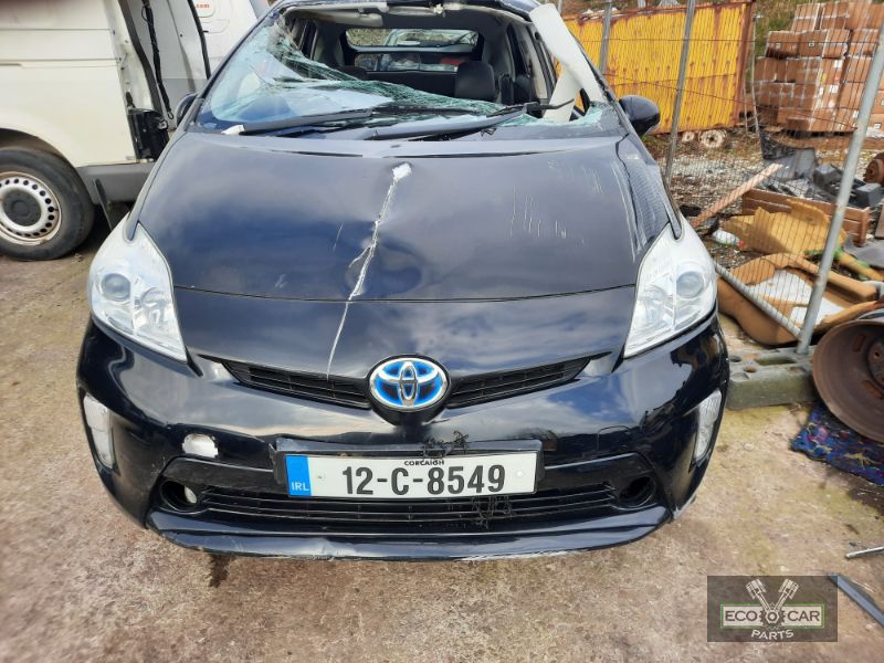 2012 TOYOTA PRIUS HYBRID LUXURY 4DR AUTO for breaking