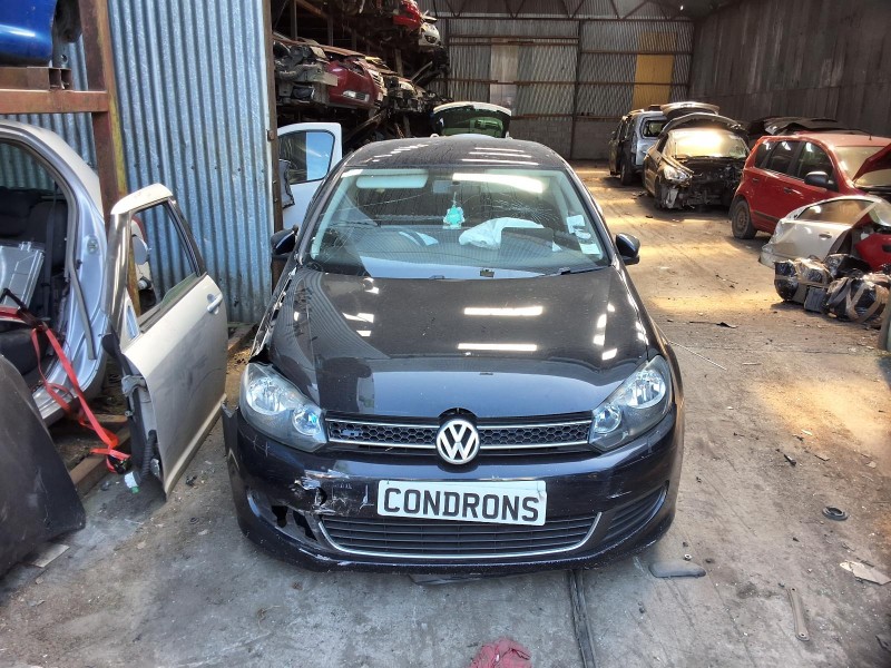 2012 VOLKSWAGEN GOLF 1.6 TDI S BLUEMOTION 105PS 5DR for breaking
