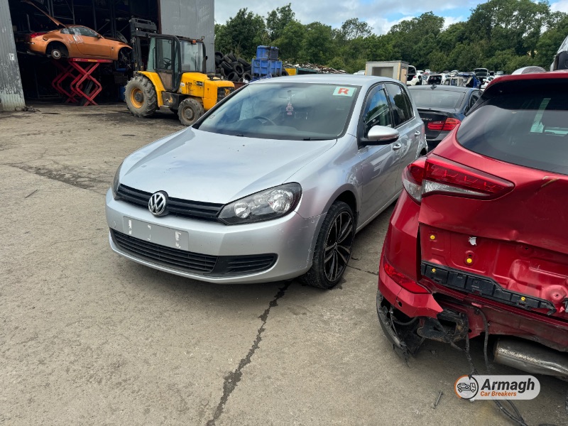 2012 VOLKSWAGEN GOLF S for breaking