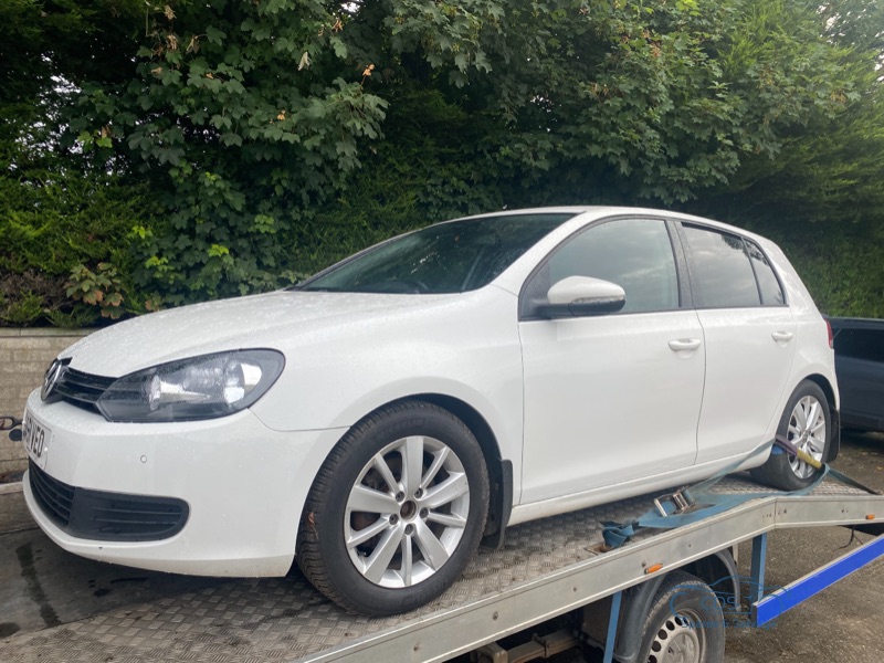 2012 VOLKSWAGEN GOLF SE TSI for breaking