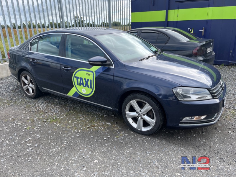 2012 VOLKSWAGEN PASSAT 2.0 TDI SE BLUEMOTION T TECH 140PS 4DR for breaking