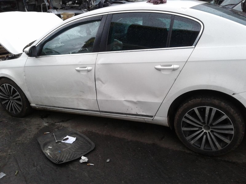 2012 VOLKSWAGEN PASSAT COMFORTLINE 1.6 TDI MANUAL 6SP for breaking