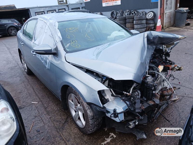 2012 VOLKSWAGEN PASSAT S TDI BLUEMOTION TECHNOLOGY for breaking