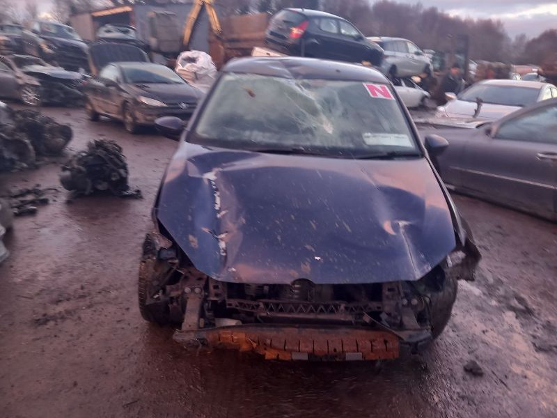 2012 VOLKSWAGEN POLO TRENDLINE 1.2 MANUAL 5SPEED 60BHP 5DR for breaking