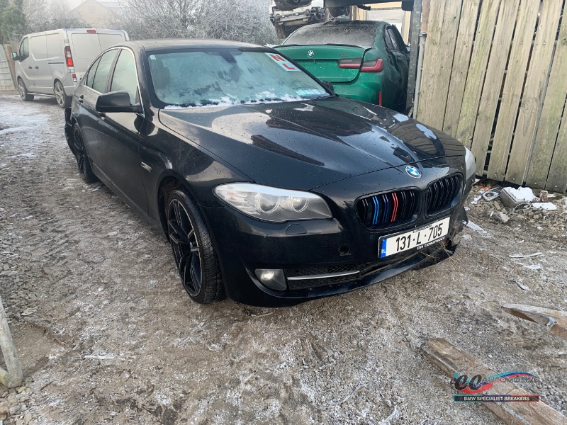 2013 BMW 5 SERIES 520D F10 EFFICIENT DYNAMICS 4 4DR for breaking