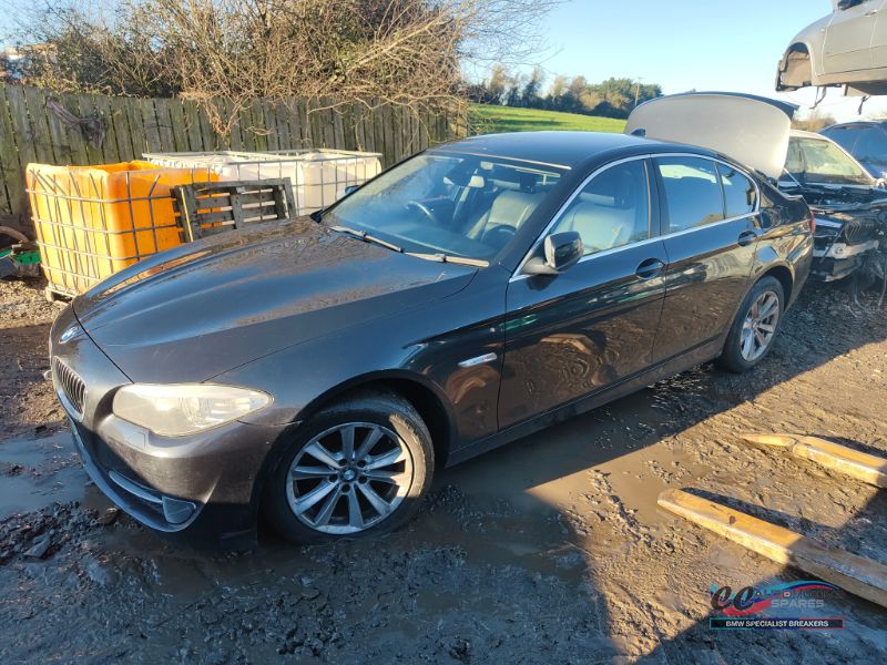 2013 BMW 5 SERIES 520D SE AUTO for breaking