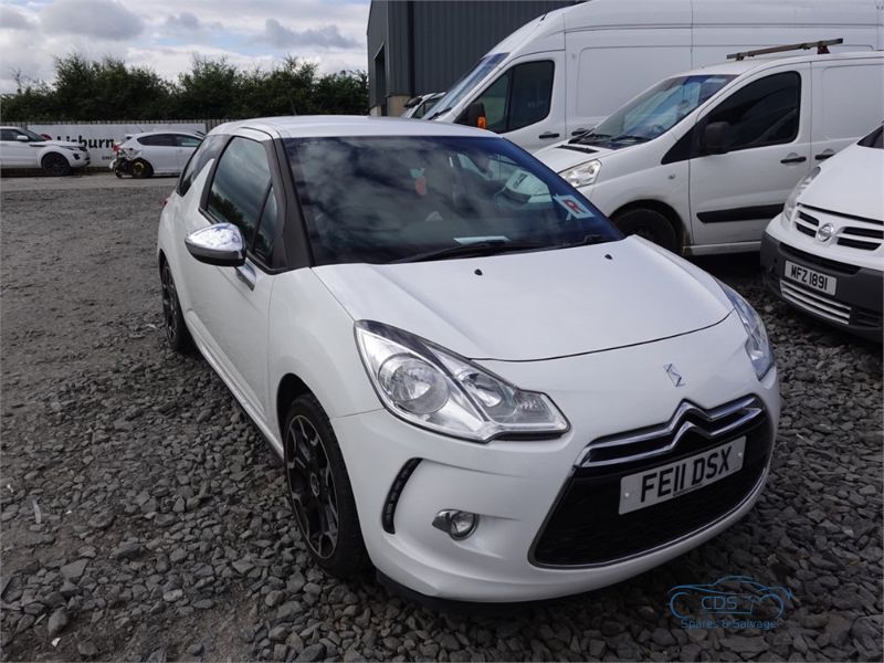2013 CITROEN/DS DS3 BLACK & WHITE HDI 90 for breaking