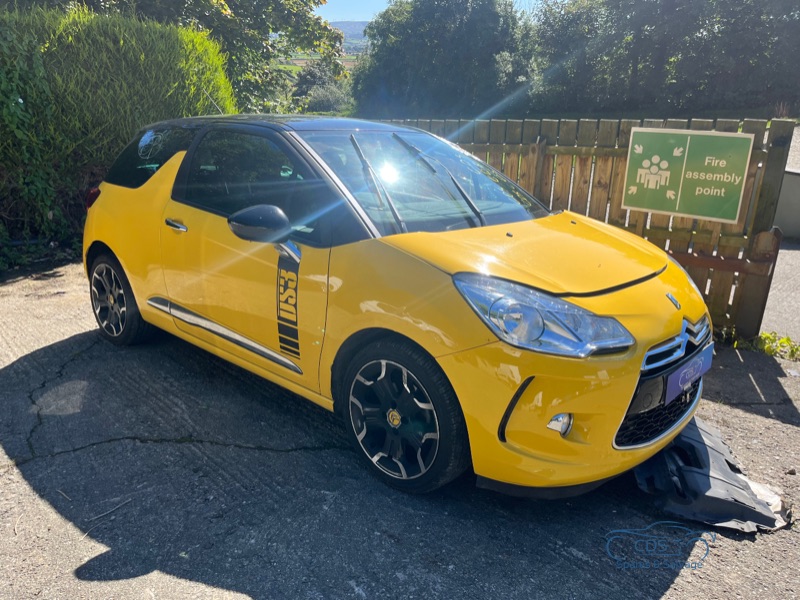 2013 CITROEN/DS DS3 DSTYLE + E-HDI for breaking