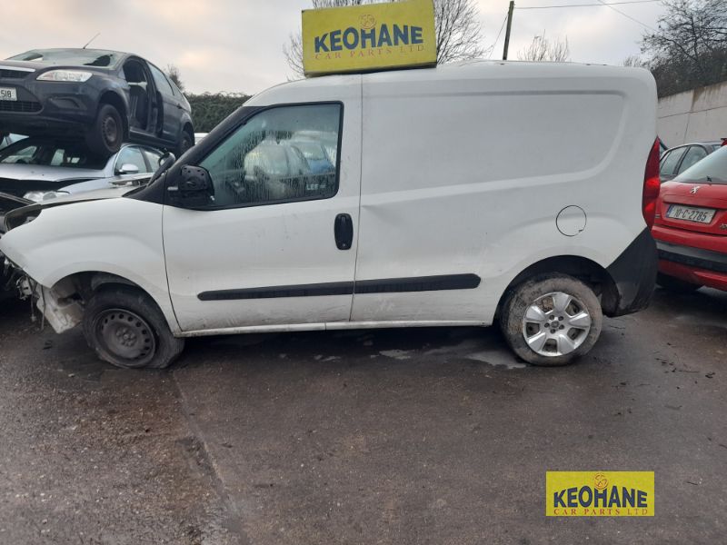 2013 FIAT DOBLO 1.3 MULTIJET 4DR CARGO for breaking