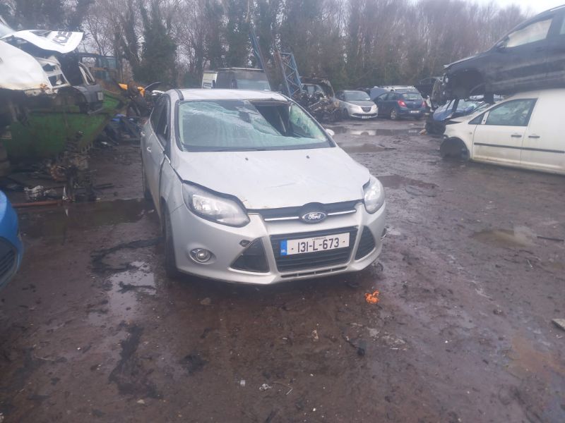 2013 FORD FOCUS 1.0 ECOBOOST ZETEC 100PS 5DR for breaking