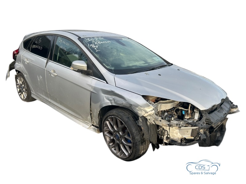 2013 FORD FOCUS 1.6 TDCI ZETEC S 113BHP 5DR for breaking