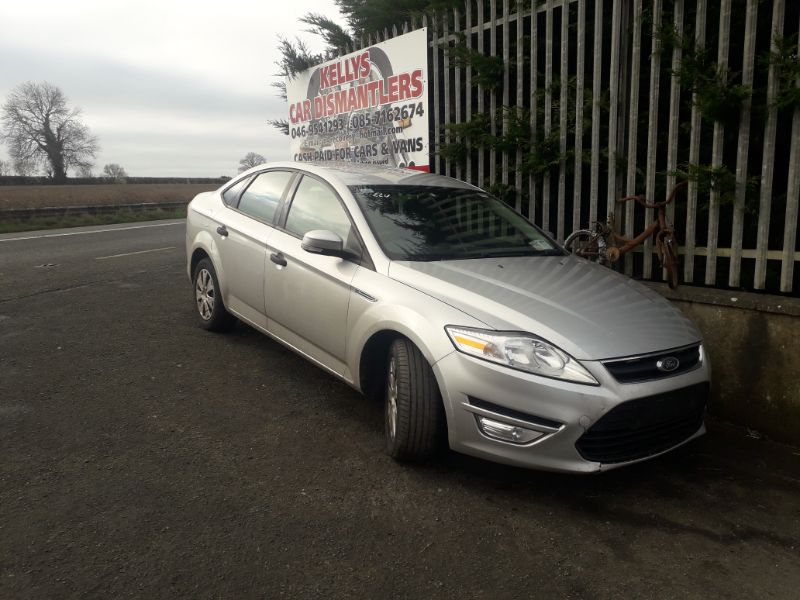2013 FORD MONDEO 2.0 TDCI 140PS M6 4DR for breaking