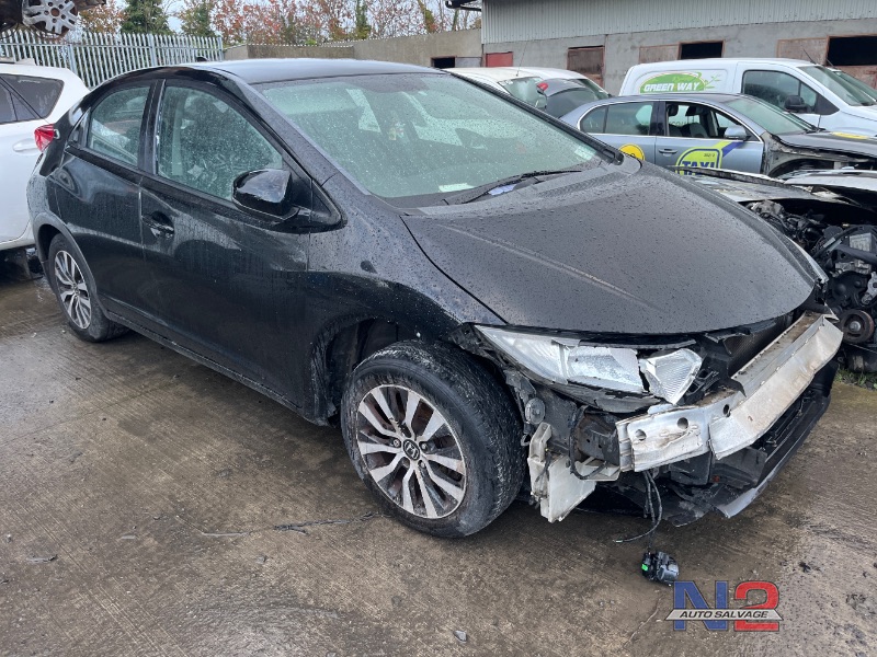 2013 HONDA CIVIC 1.6 I DTEC ES 5DR for breaking