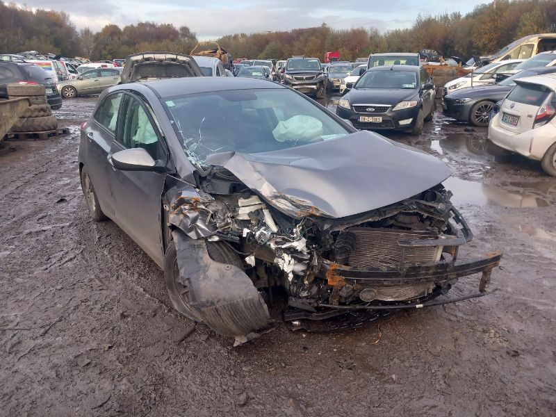 2013 HYUNDAI I30 1.6 CRDI ACTIVE BL/DR 5DR 110PS for breaking