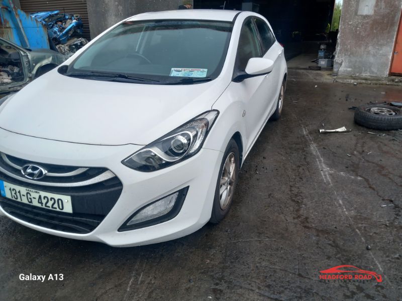 2013 HYUNDAI I30 1.6 CRDI ACTIVE BL/DR 5DR 110PS for breaking