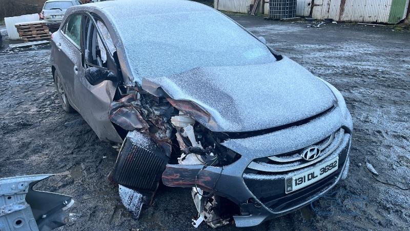 2013 HYUNDAI I30 ACTIVE ISG BLUE DRIVE 110PS 5DR for breaking