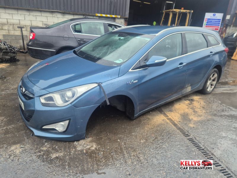 2013 HYUNDAI I40 1.7 CRDI ACTIVE BLUE DRIVE 5DR for breaking