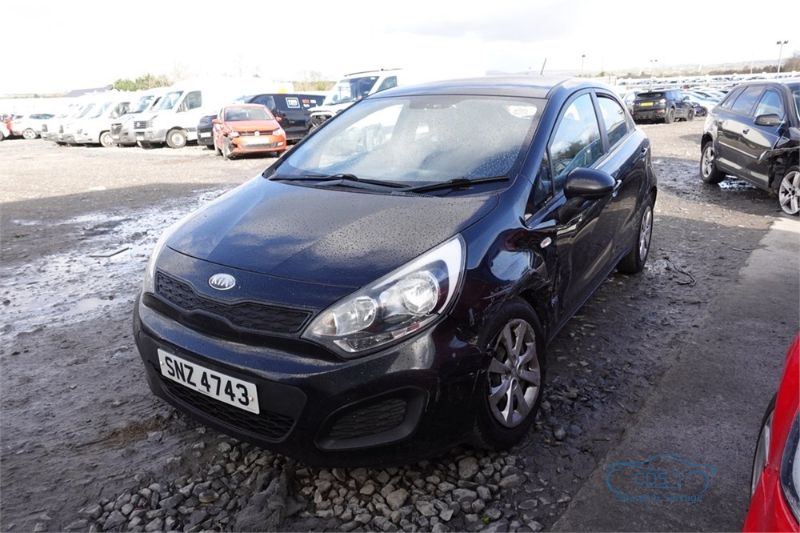 2013 KIA RIO 1 AIR ECODYNAMICS CRDI for breaking