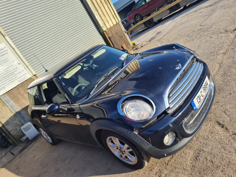 2013 MINI HATCH 1.6 D 3DR 2.0 SD 2DR AUTO COOPER for breaking